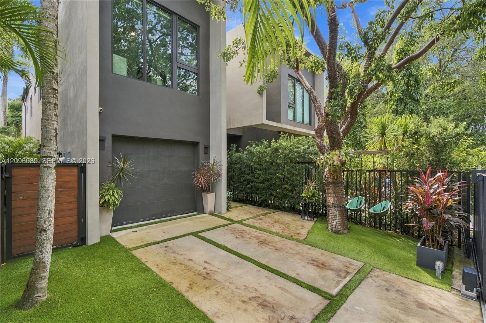 2922 Jackson Ave # 2922, Miami FL 33133 photo 3