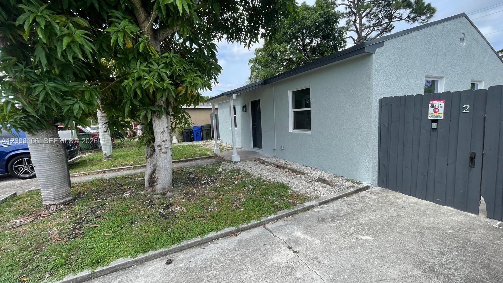 1420 NW 2nd Ave # 1, Fort Lauderdale FL 33311 photo 2