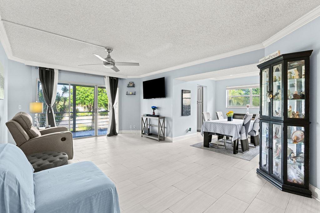 3590 Via Poinciana # 216, Lake Worth FL 33467 photo 3