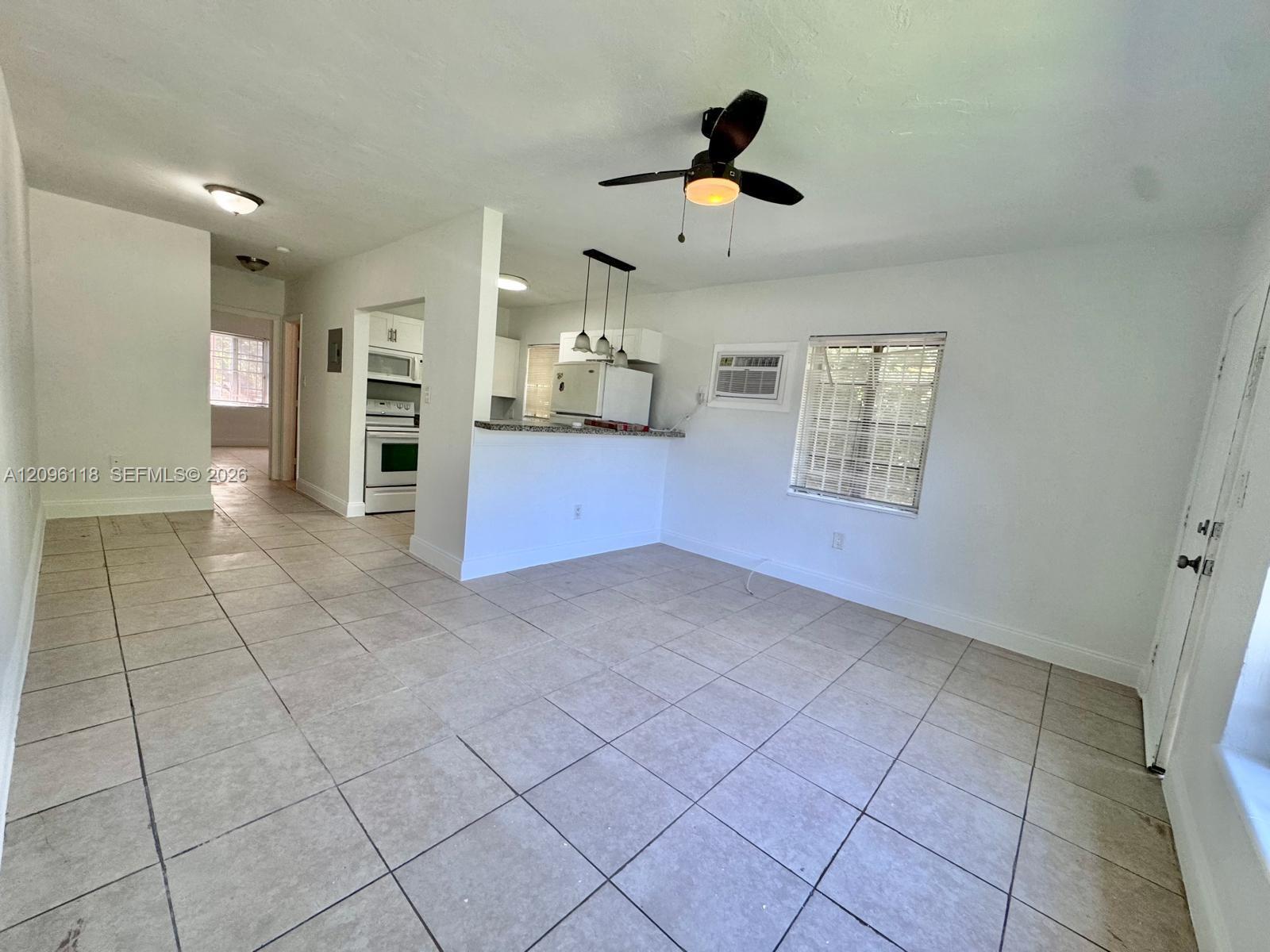 Miami, FL 33142 photo 3