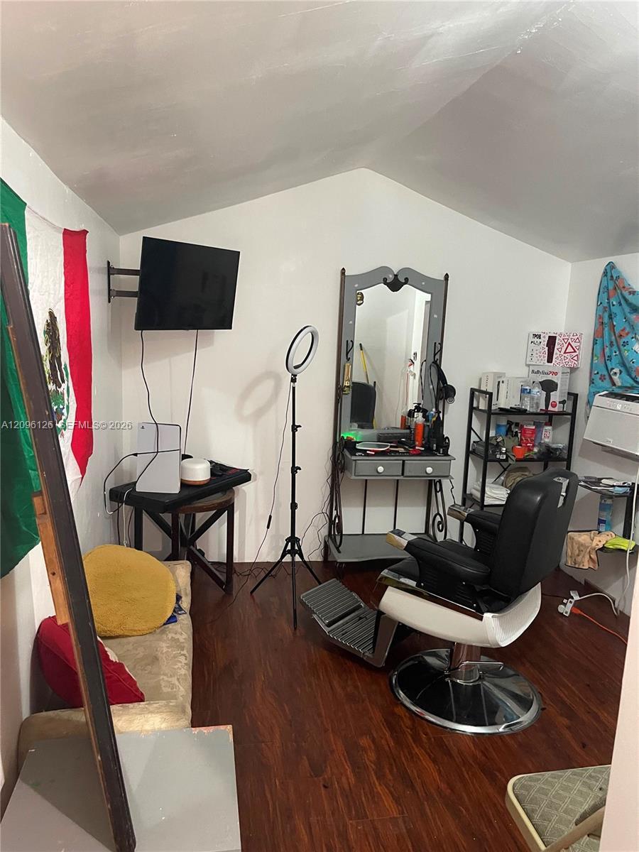 451 SE 8th St, Homestead FL 33030 photo 2