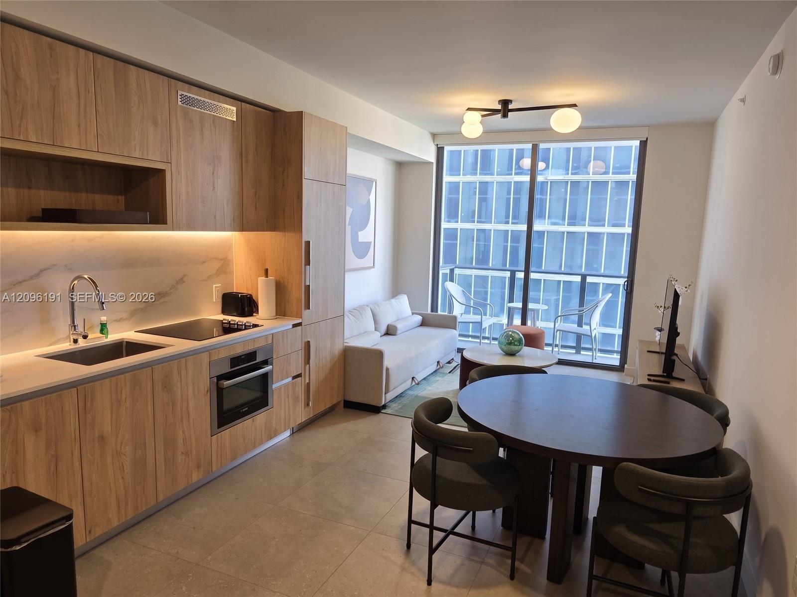 11 NE 6th St # 2103, Miami FL 33132 photo 2