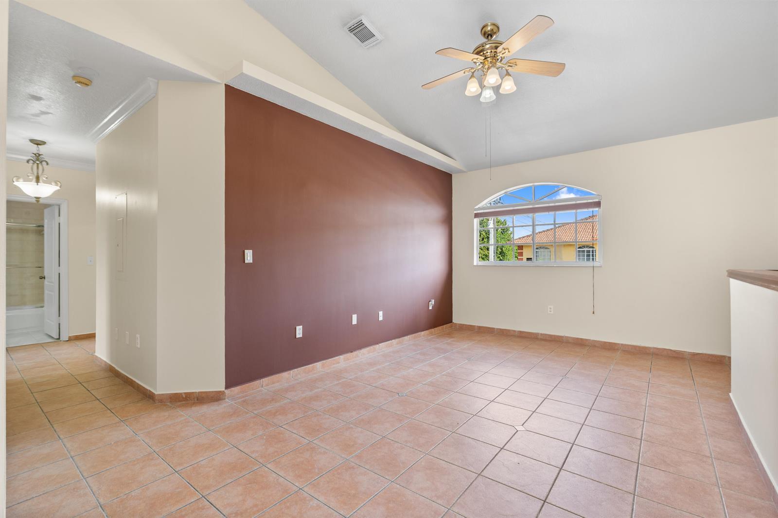 7520 W 20TH Avenue # 206, Hialeah FL 33016 photo 5