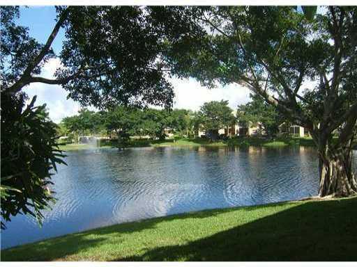 820 Cypress Park Way # A, Deerfield Beach FL 33064 photo 2