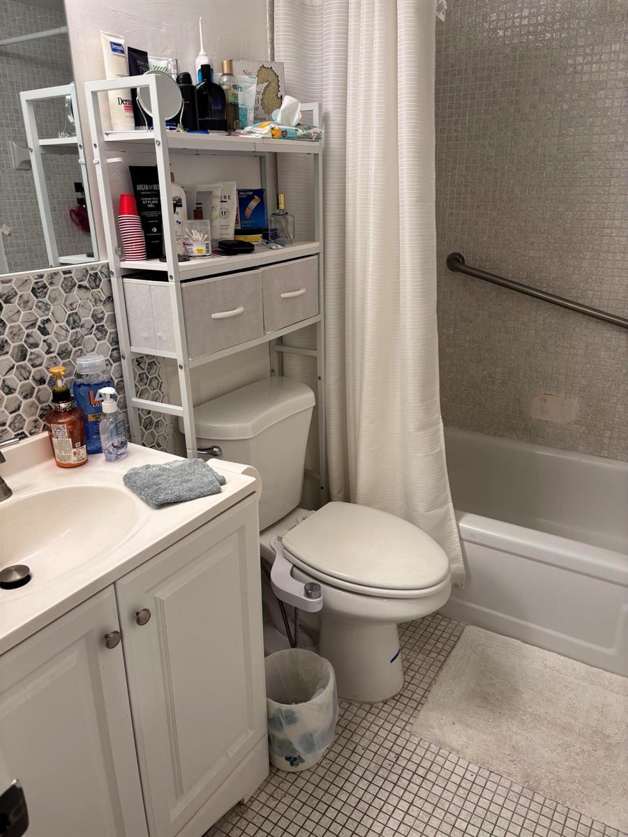 321 Brighton H, Boca Raton FL 33434 photo 4