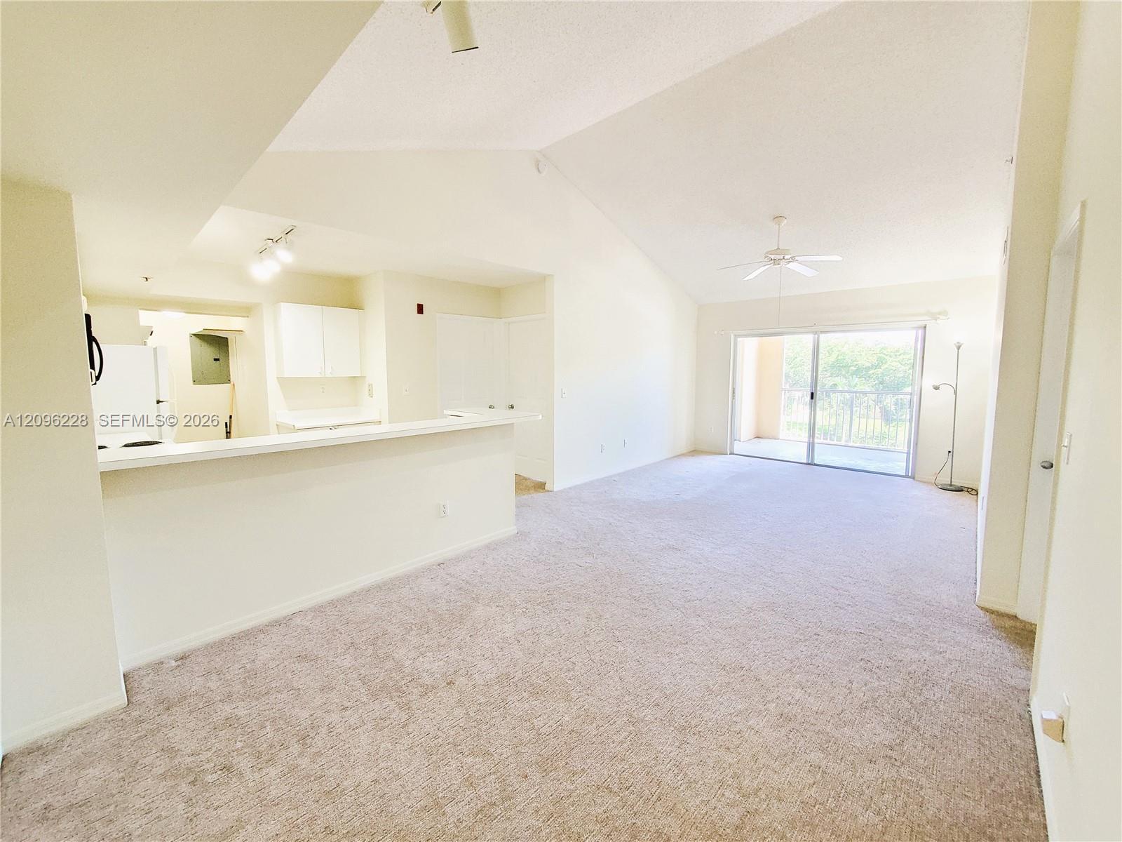 2600 S University Dr # 321, Davie FL 33328