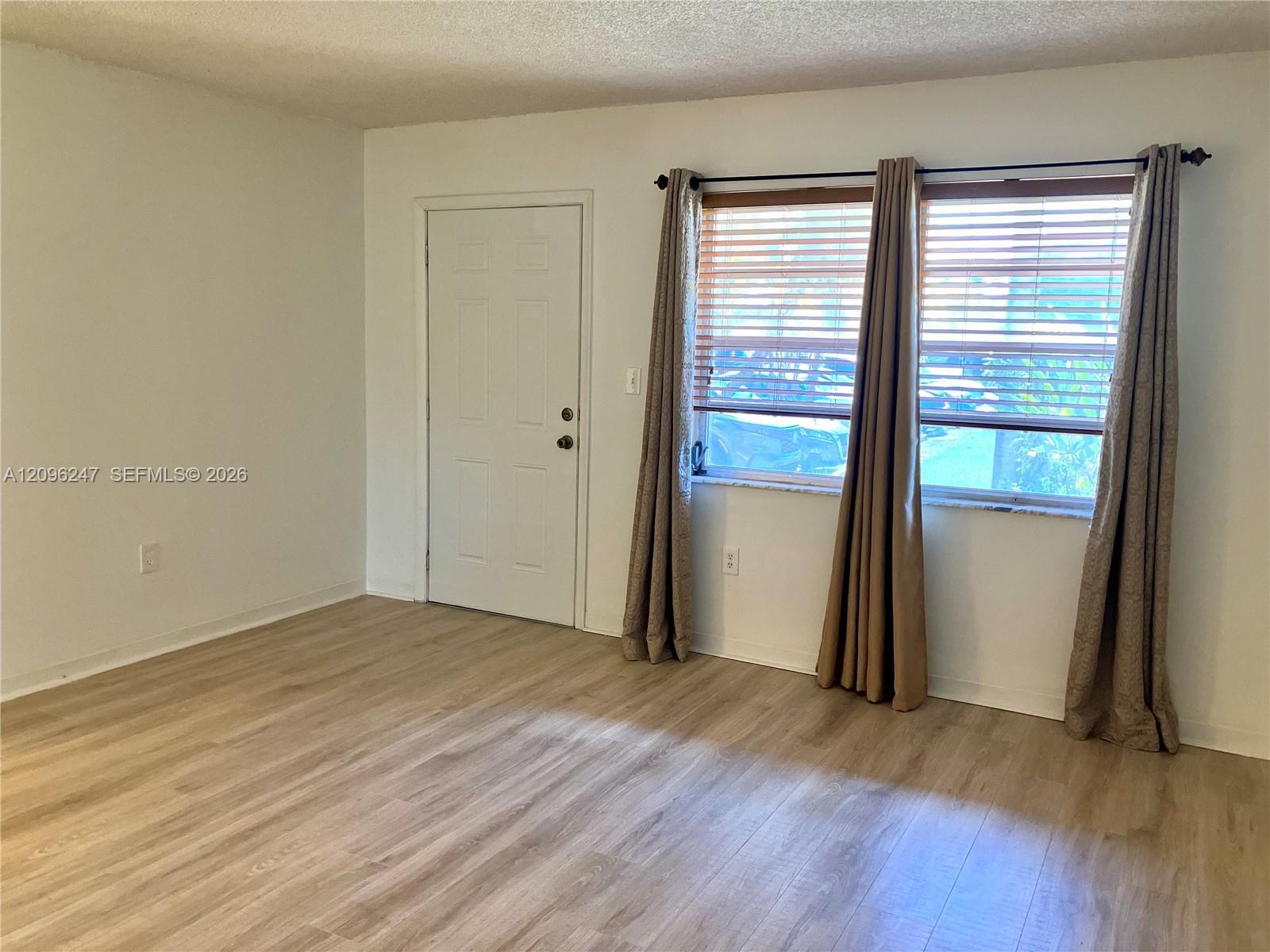 20275 NE 2nd Ave # 7, Miami FL 33179 photo 2
