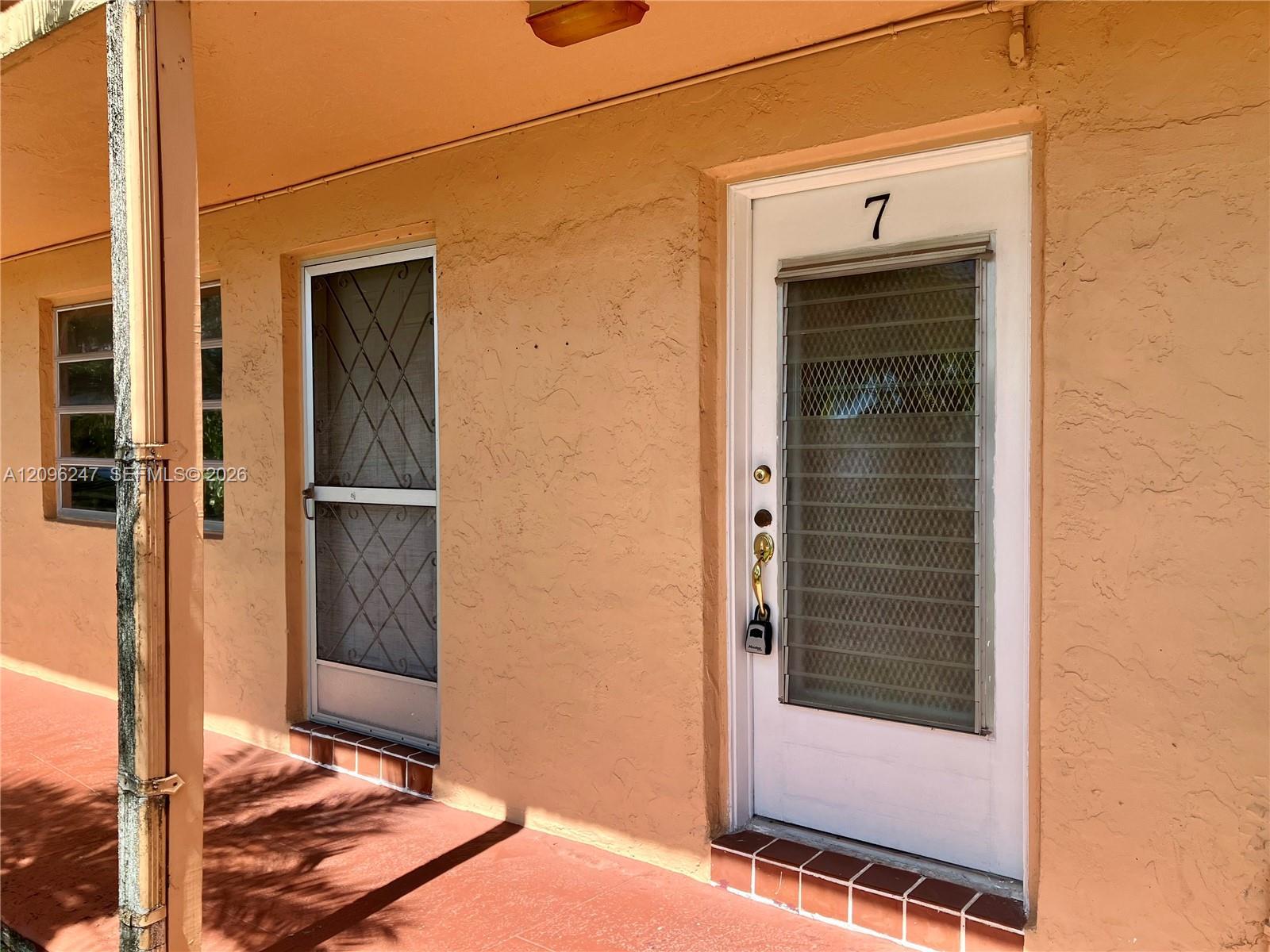 20275 NE 2nd Ave # 7, Miami FL 33179