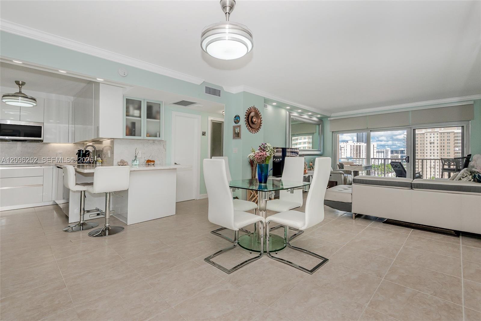 1980 S Ocean Dr # 11K, Hallandale Beach FL 33009