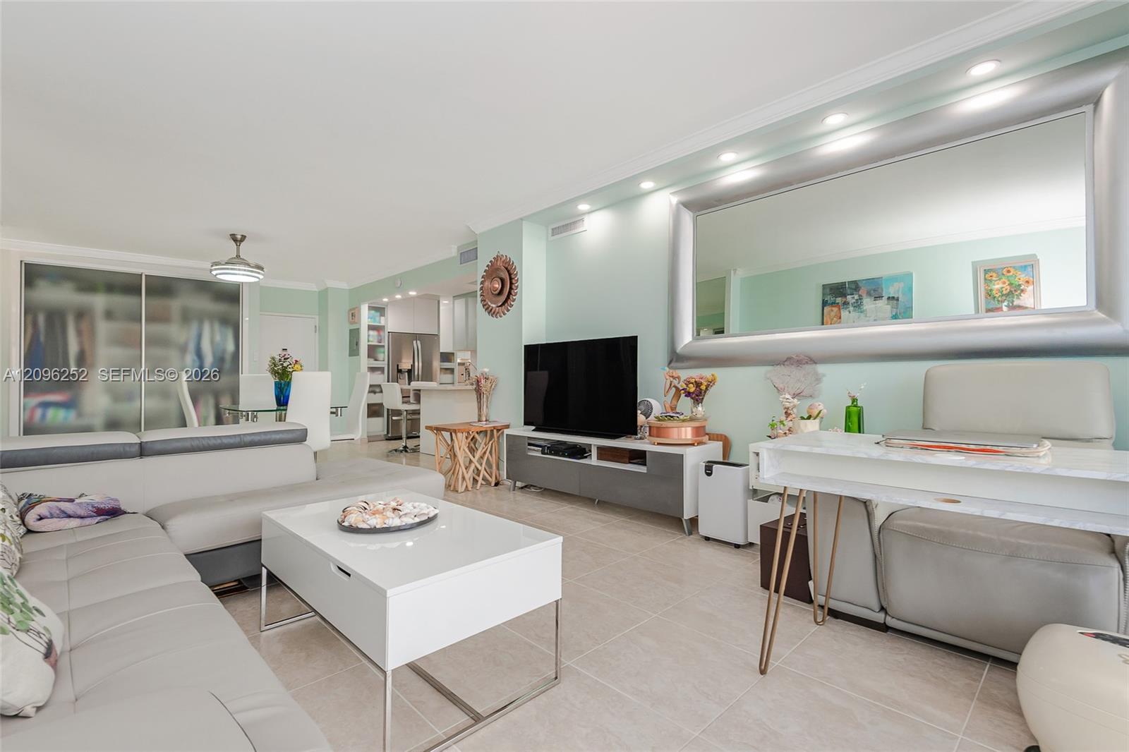 1980 S Ocean Dr # 11K, Hallandale Beach FL 33009 photo 4