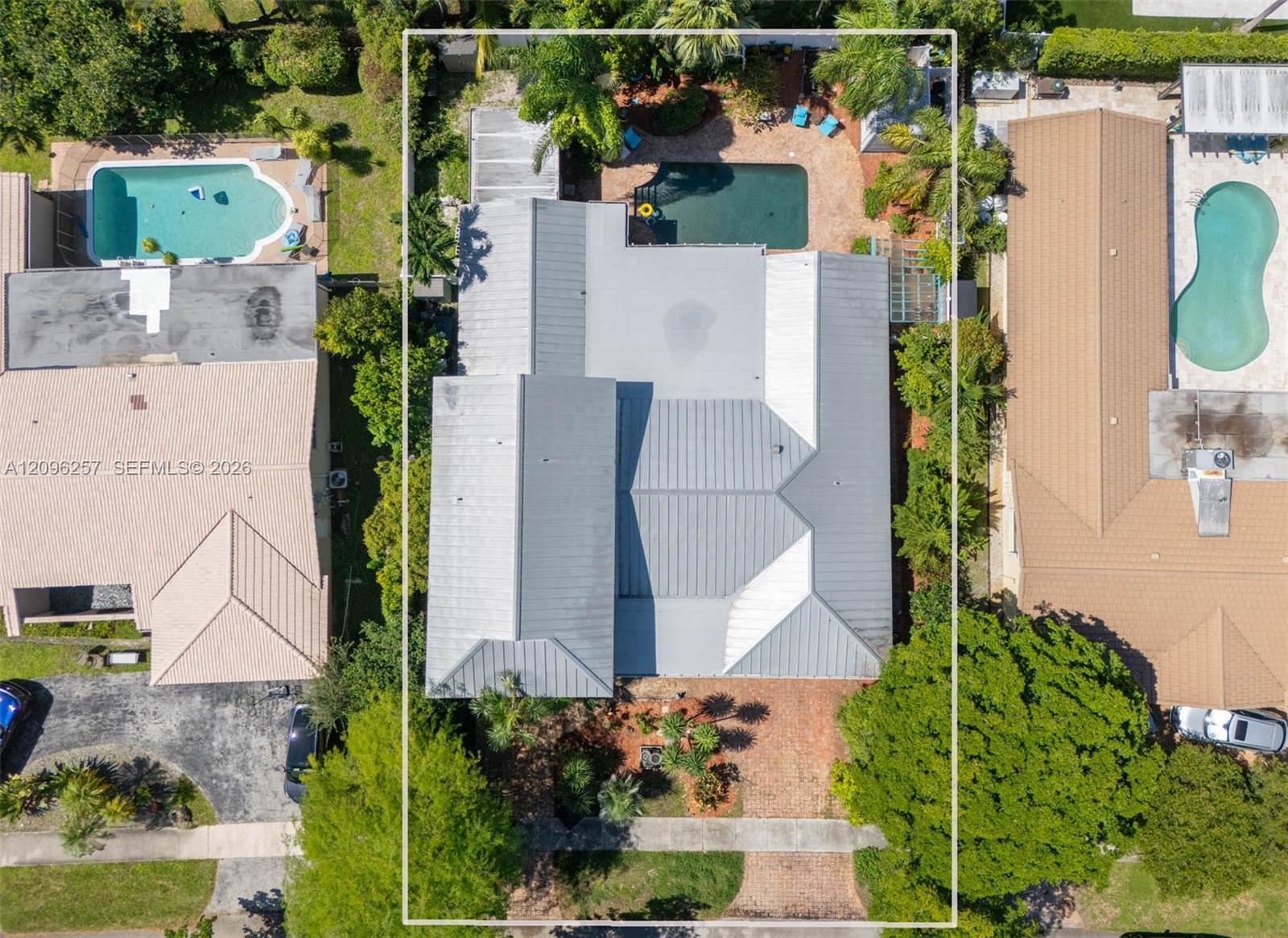 3660 N 53rd Ave, Hollywood FL 33021 photo 4