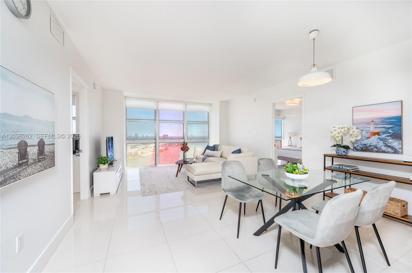 50 Biscayne Blvd # 3906, Miami FL 33132