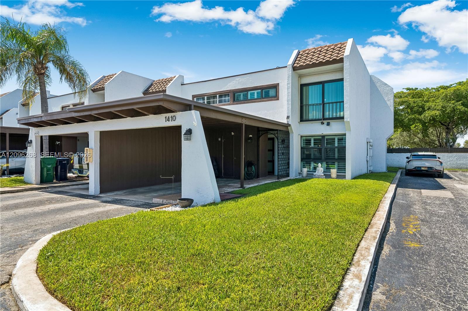 6526 Kendale Lakes Dr # 1410, Miami FL 33183 photo 2