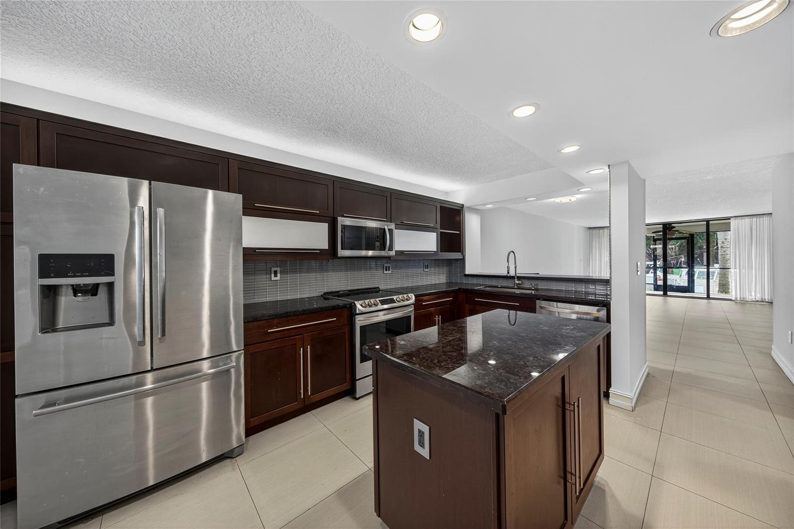 1100 SE 5TH Court # 53, Pompano Beach FL 33060 photo 2