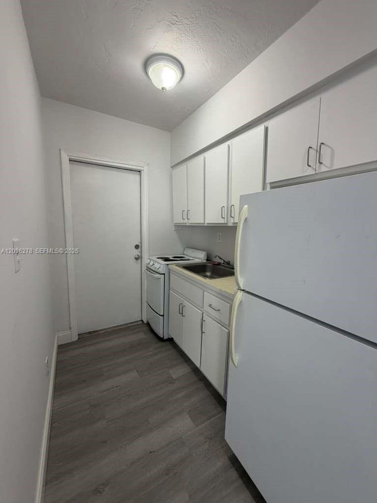 1642 SW 7th St # 5, Miami FL 33135 photo 4