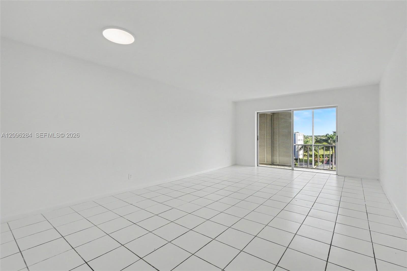 4700 Washington St # 502, Hollywood FL 33021 photo 2