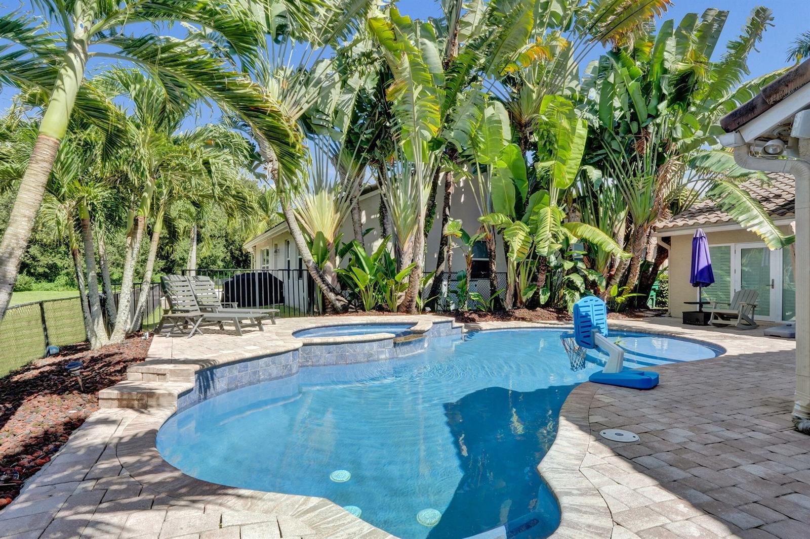 9645 E Tree Tops Court, Davie FL 33328 photo 2