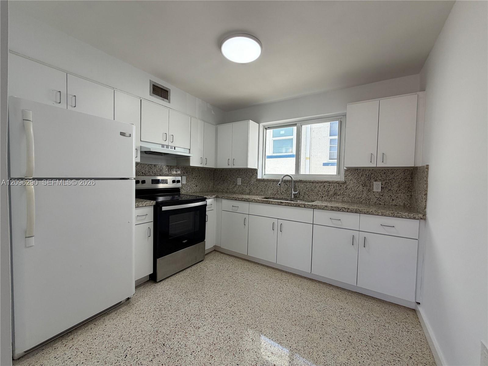 1460 SW 4th St # 5, Miami FL 33135 photo 4