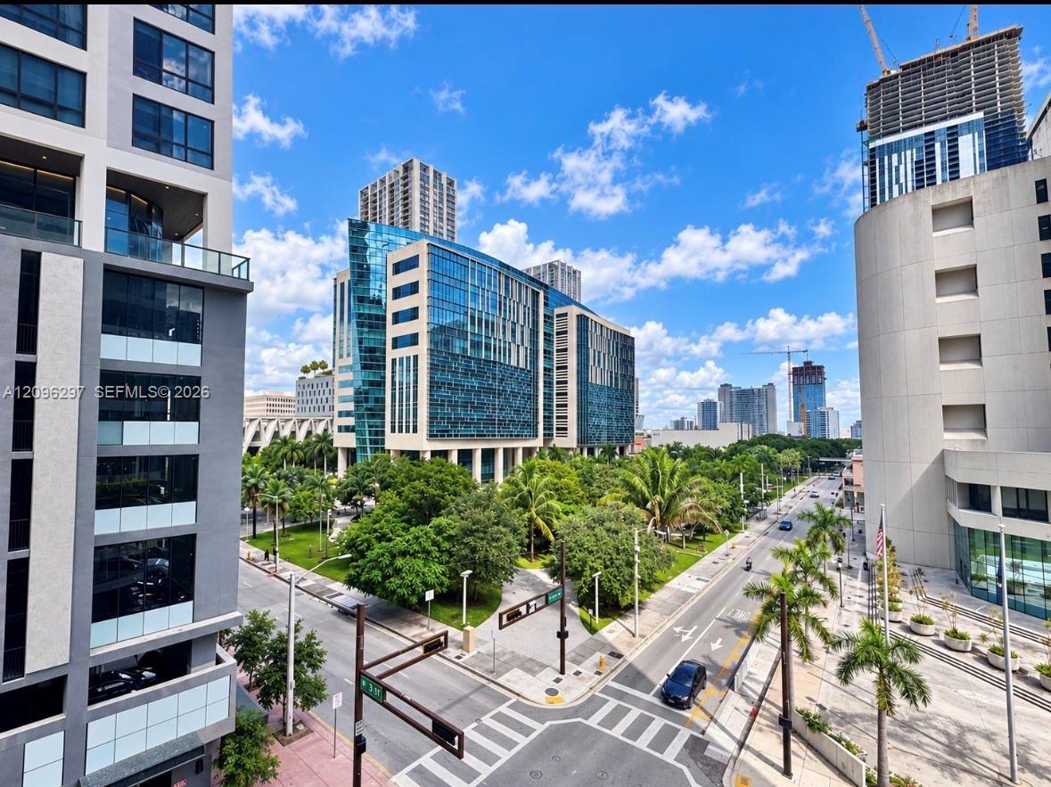 225 N Miami Ave # 504, Miami FL 33128