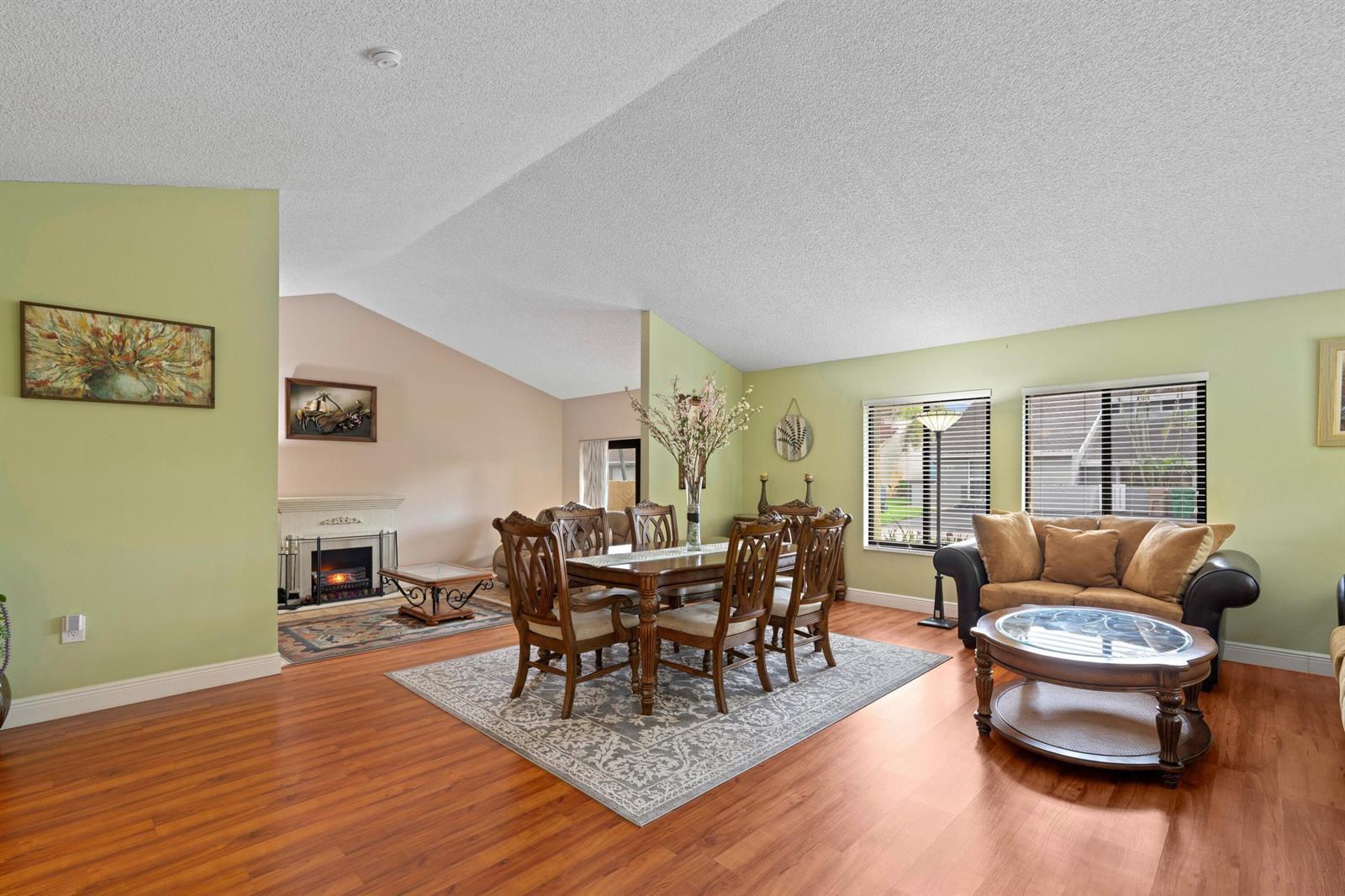 4051 SW 82ND Terrace, Davie FL 33328 photo 4
