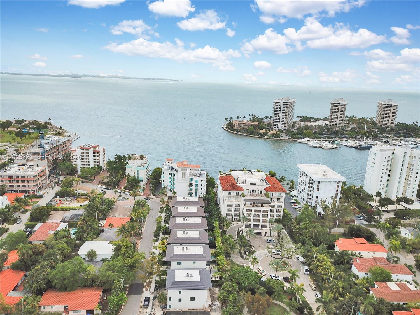 3550 W Glencoe St, Miami FL 33133 photo 3