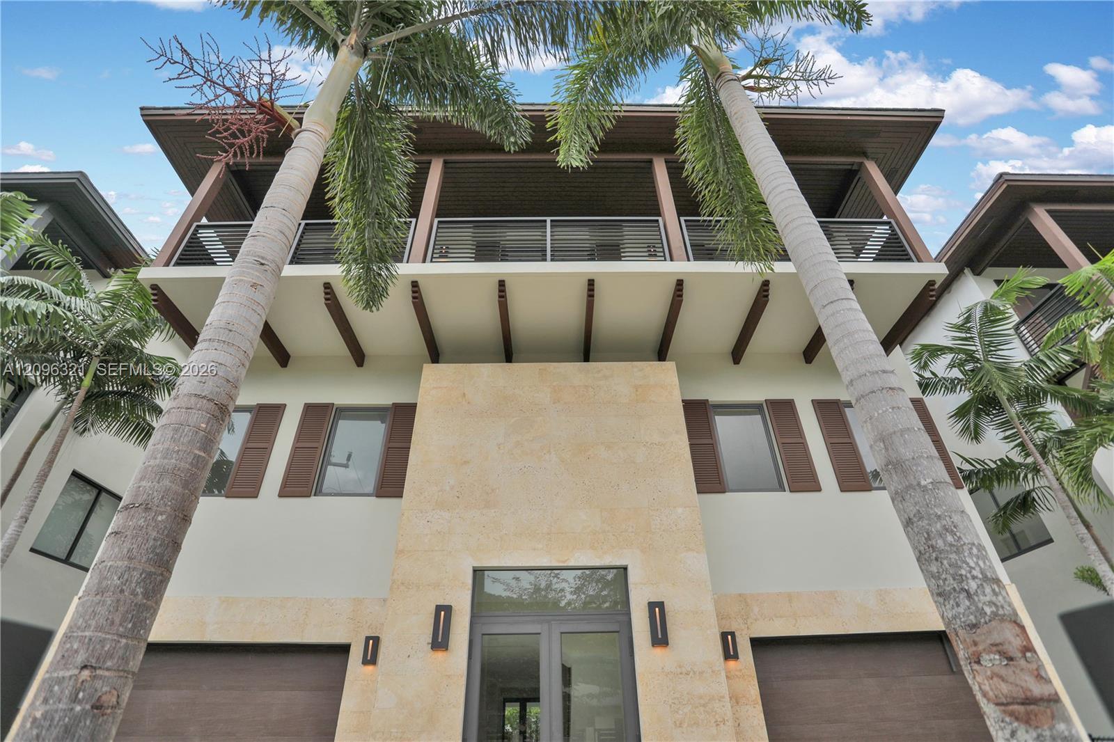 3550 W Glencoe St, Miami FL 33133