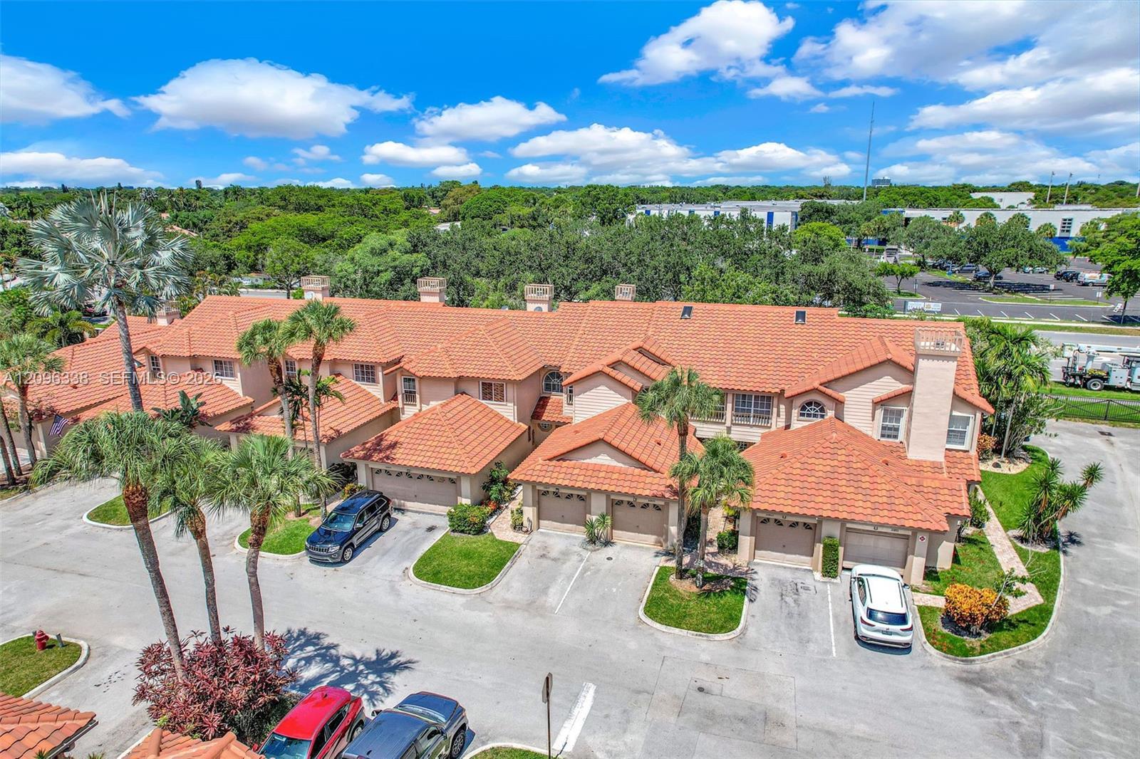 10807 Cypress Glen Dr # 10807, Coral Springs FL 33071 photo 2