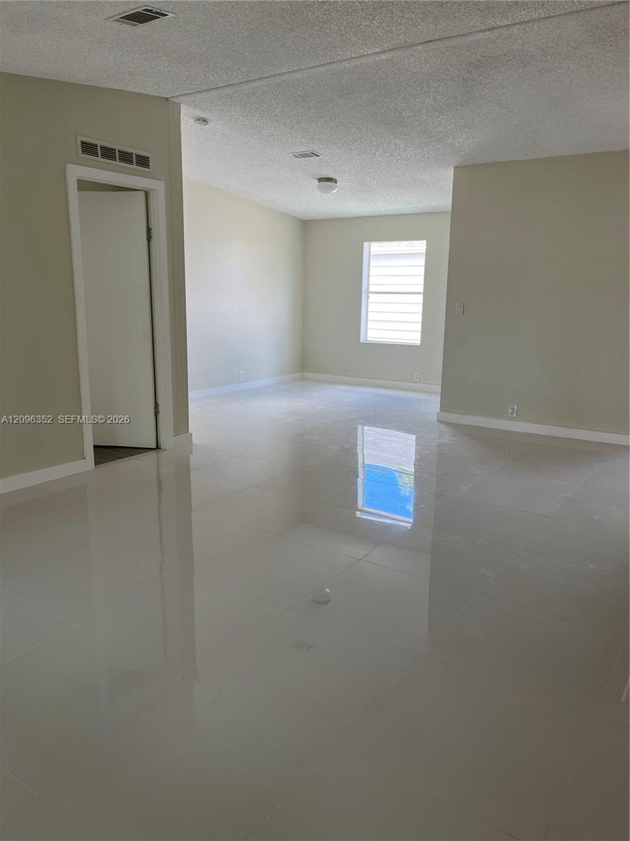 19800 SW 180, Miami FL 33187 photo 3