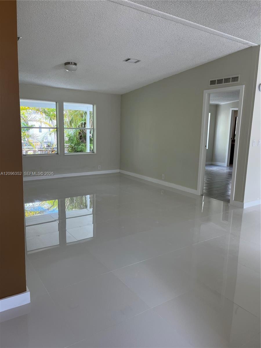 19800 SW 180, Miami FL 33187