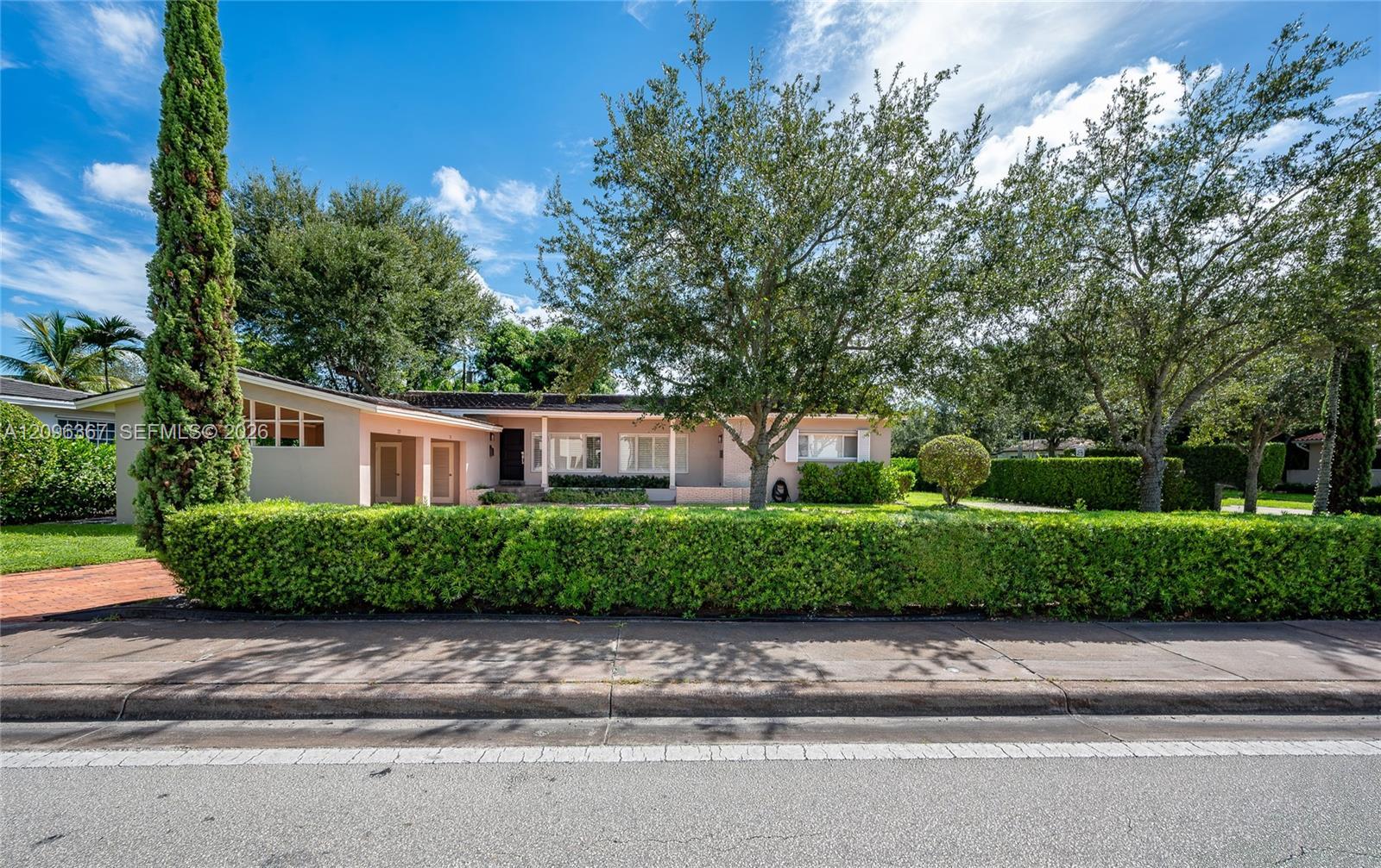 3635 S Le Jeune Rd # 3635, Coral Gables FL 33134