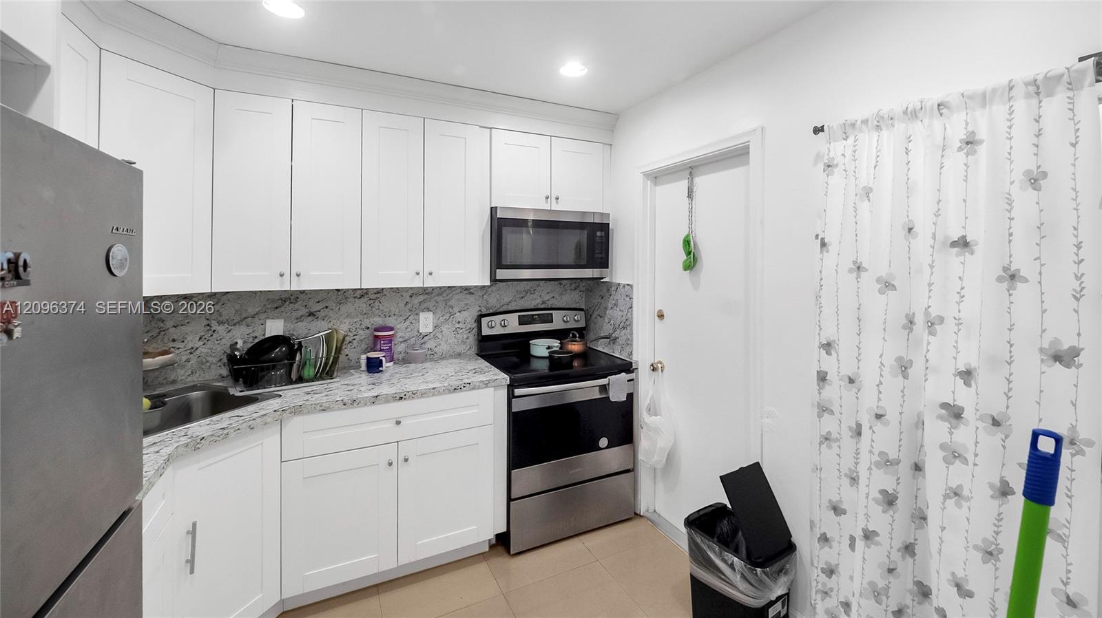 4200 NW 3rd Ct # 241, Plantation FL 33317