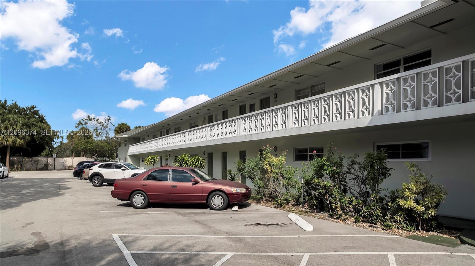 4200 NW 3rd Ct # 241, Plantation FL 33317 photo 5