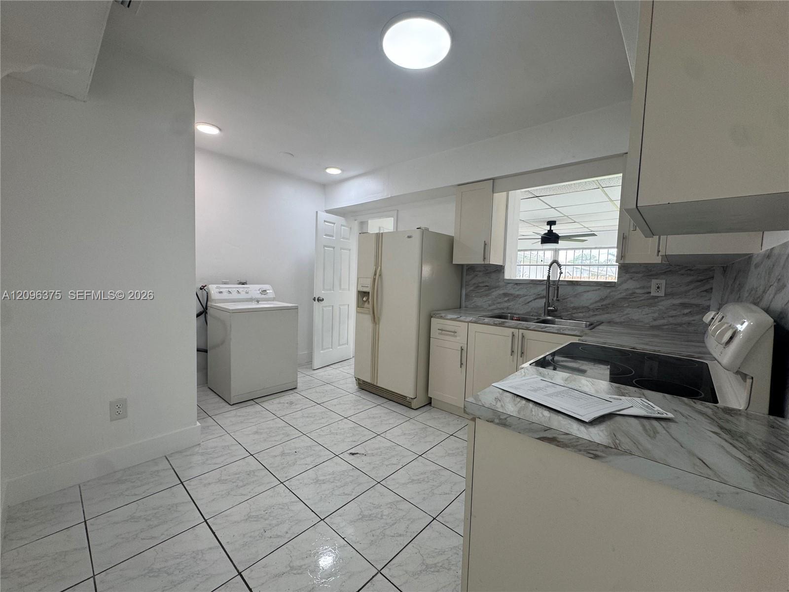 1320 W 37th St, Hialeah FL 33012 photo 5