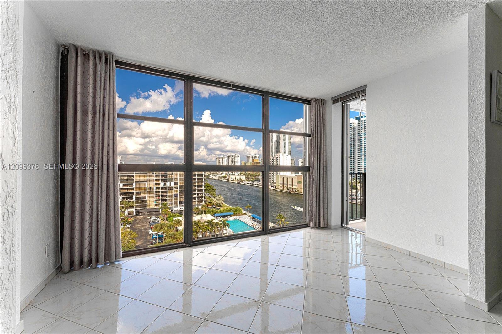 400 Leslie Dr # 1117, Hallandale Beach FL 33009 photo 4