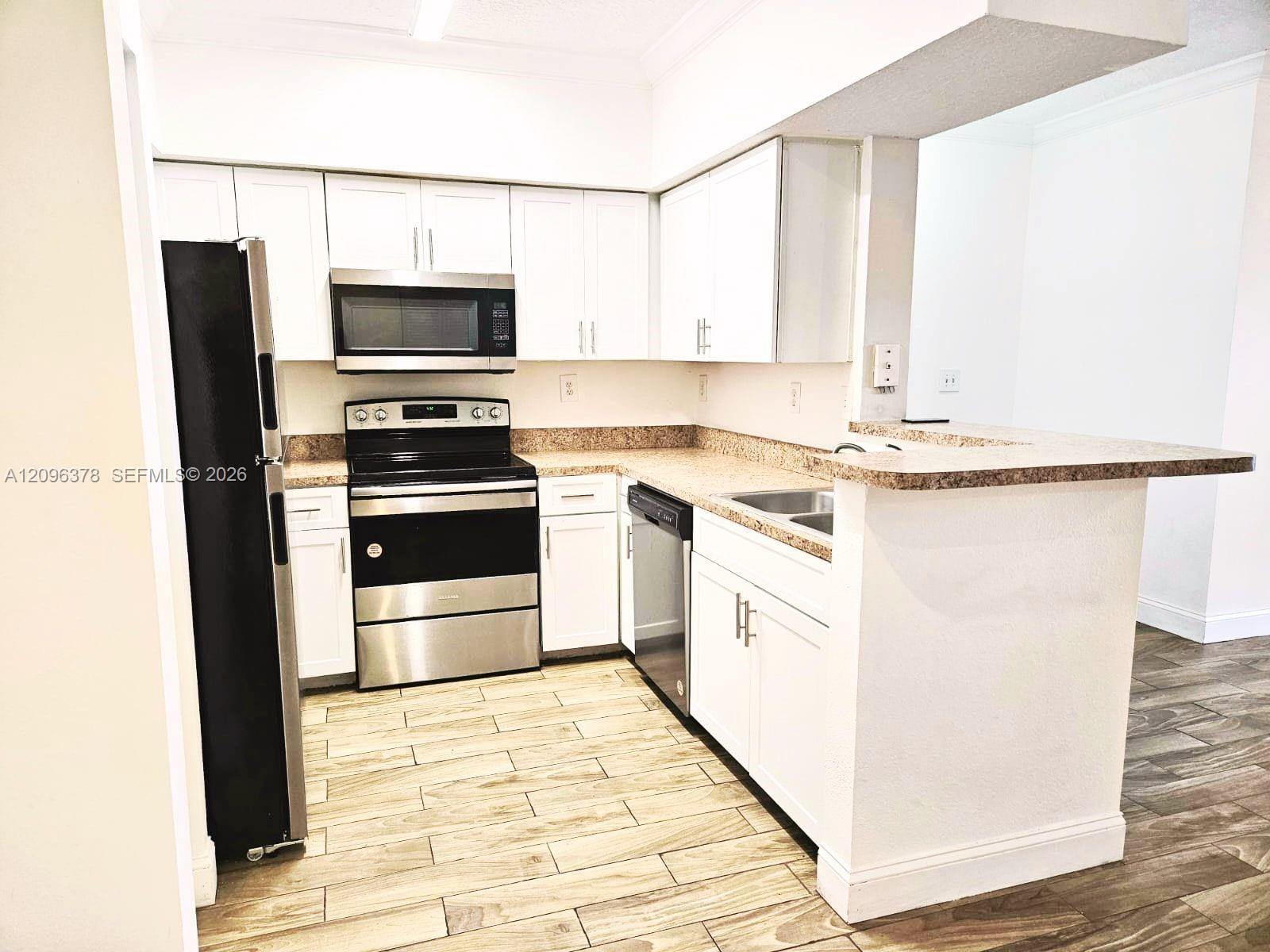 220 SW 116th Ave # 15105, Pembroke Pines FL 33025 photo 2