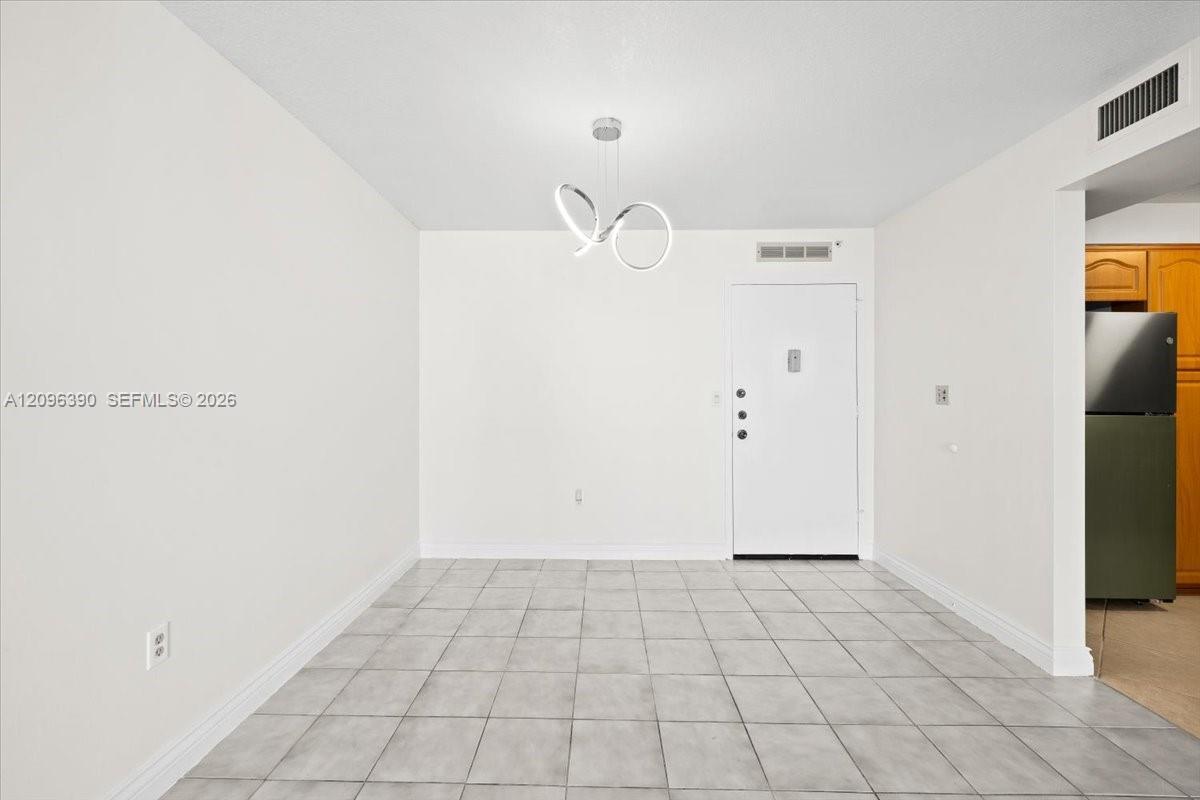 2780 NE 183rd St # 1207, Aventura FL 33160 photo 4
