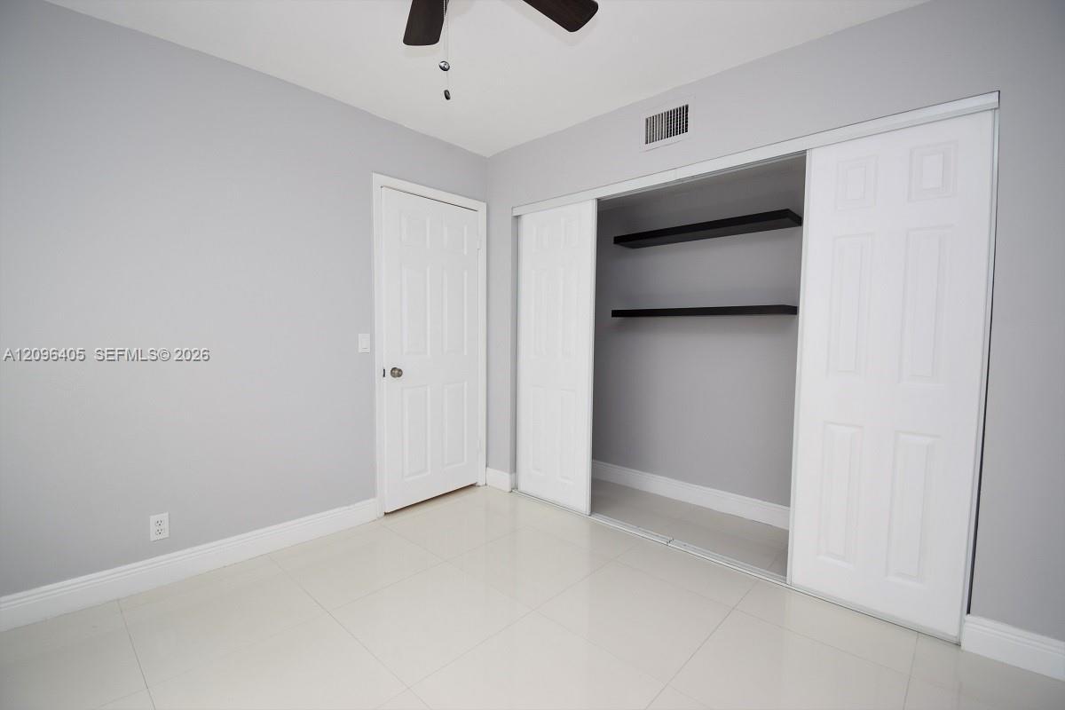 14 Chestnut Cir, Cooper City FL 33026 photo 2