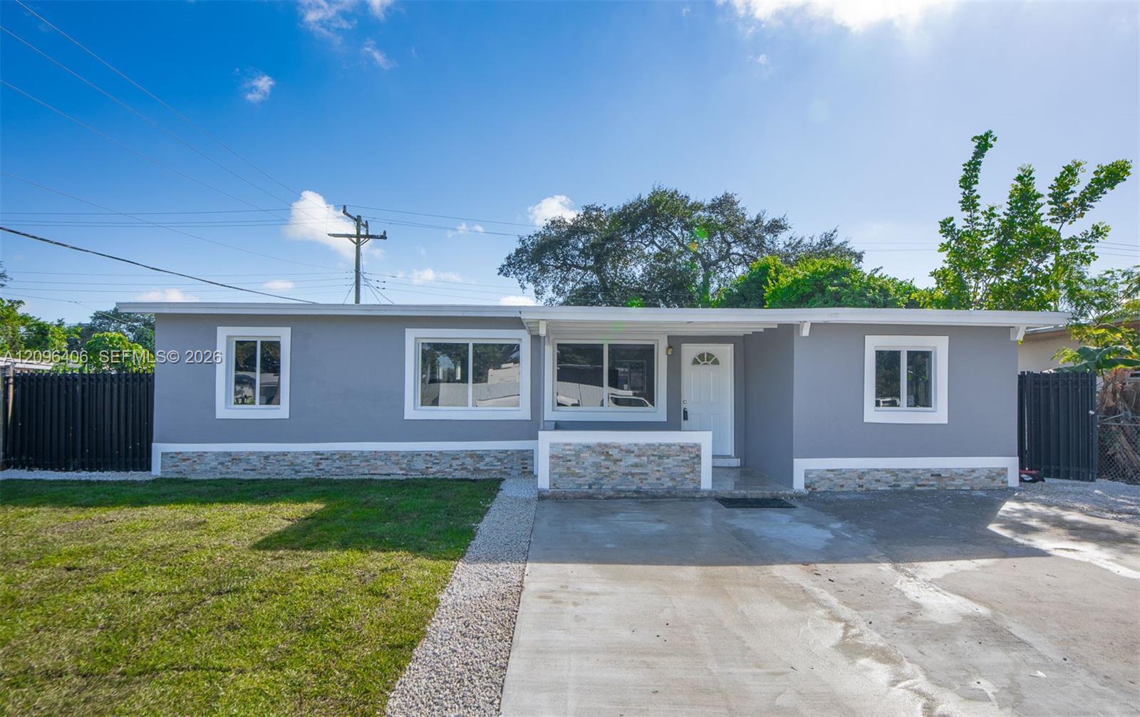 3510 SW 39th St, West Park FL 33023 photo 4