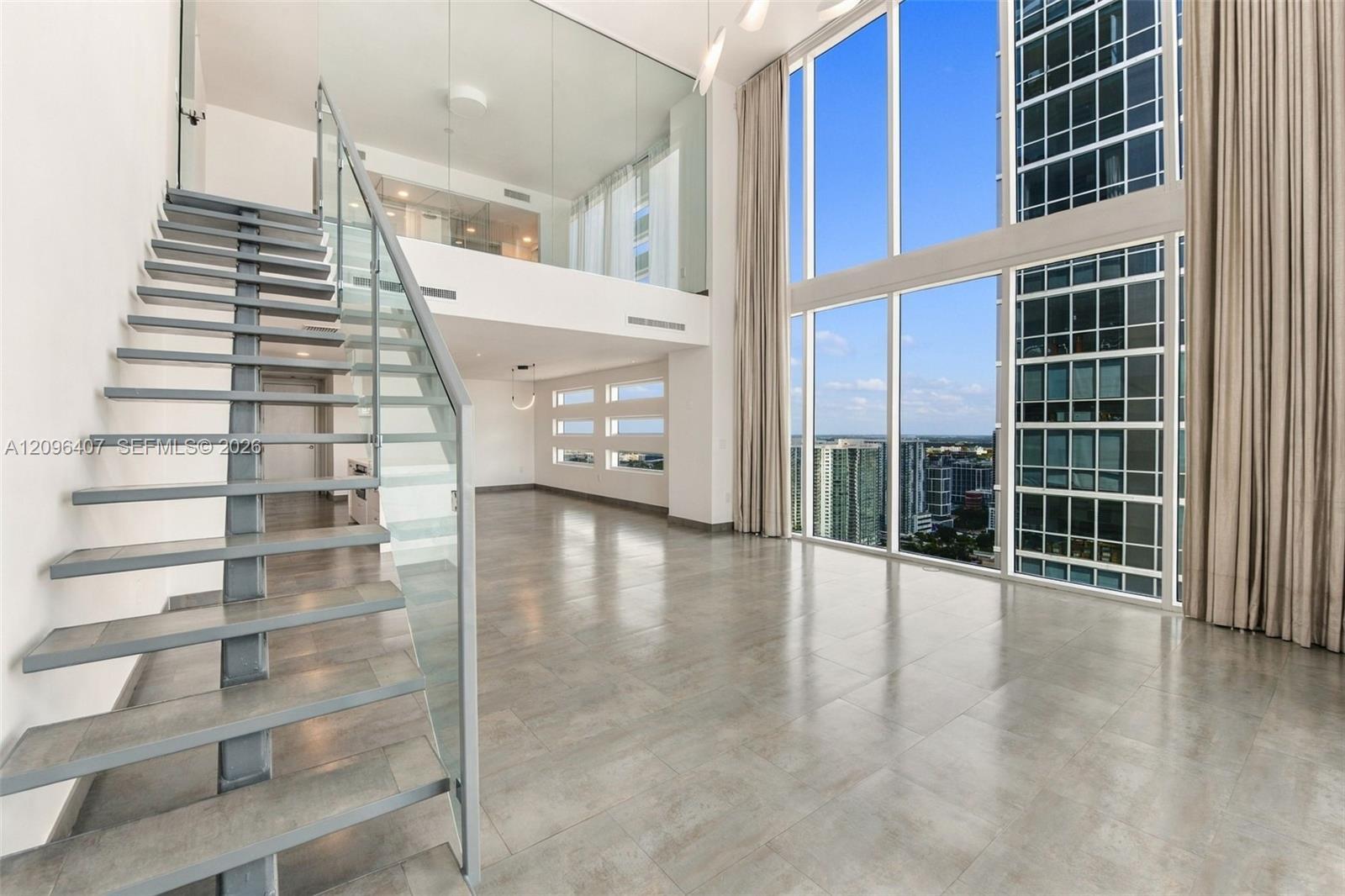 1040 Biscayne Blvd # 3704, Miami FL 33132 photo 5