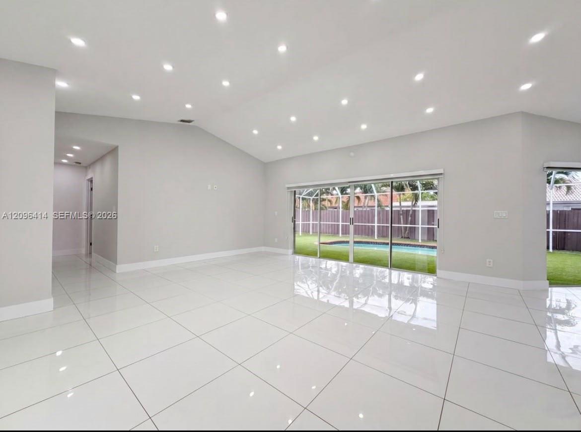 16571 SW # 0, Miami FL 33177 photo 5