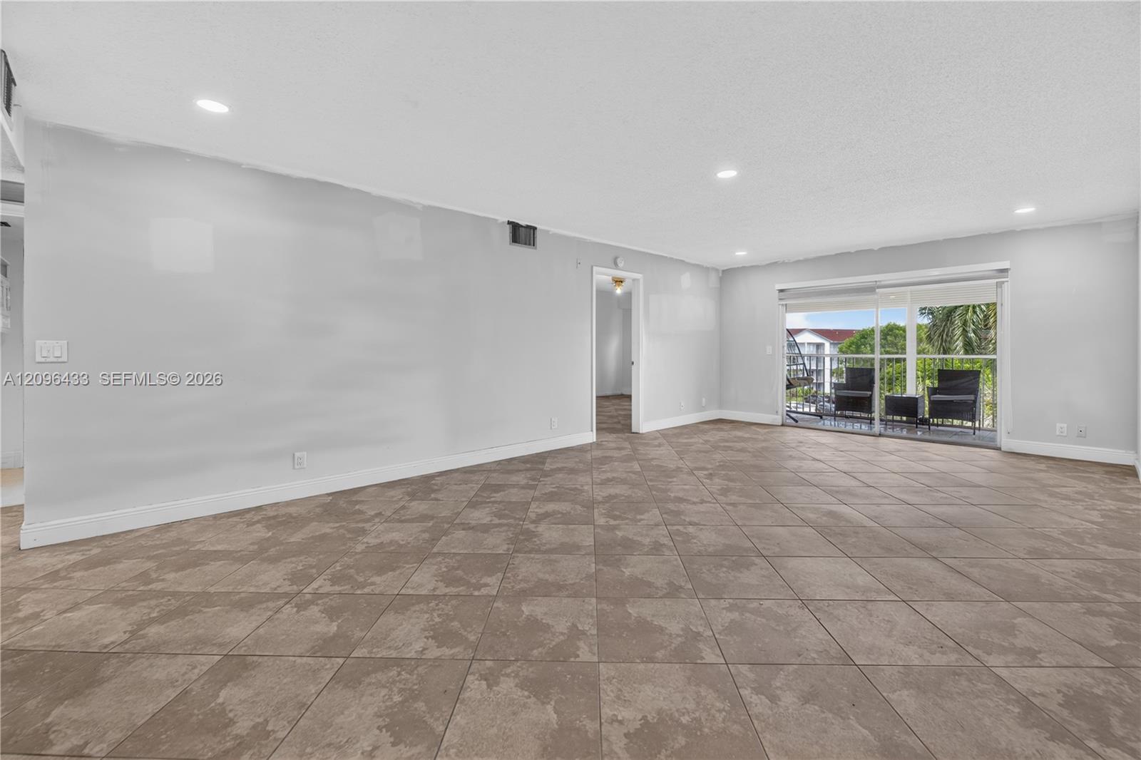 1401 SW 128th Ter # 405H, Pembroke Pines FL 33027 photo 5