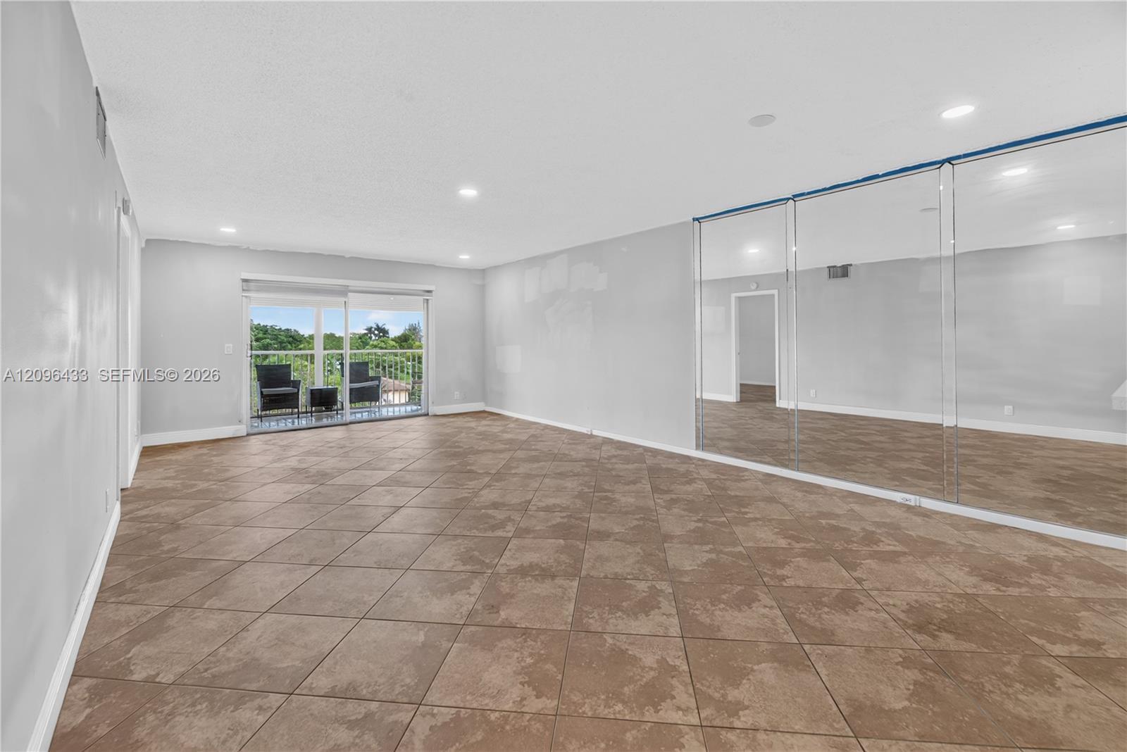 1401 SW 128th Ter # 405H, Pembroke Pines FL 33027 photo 4