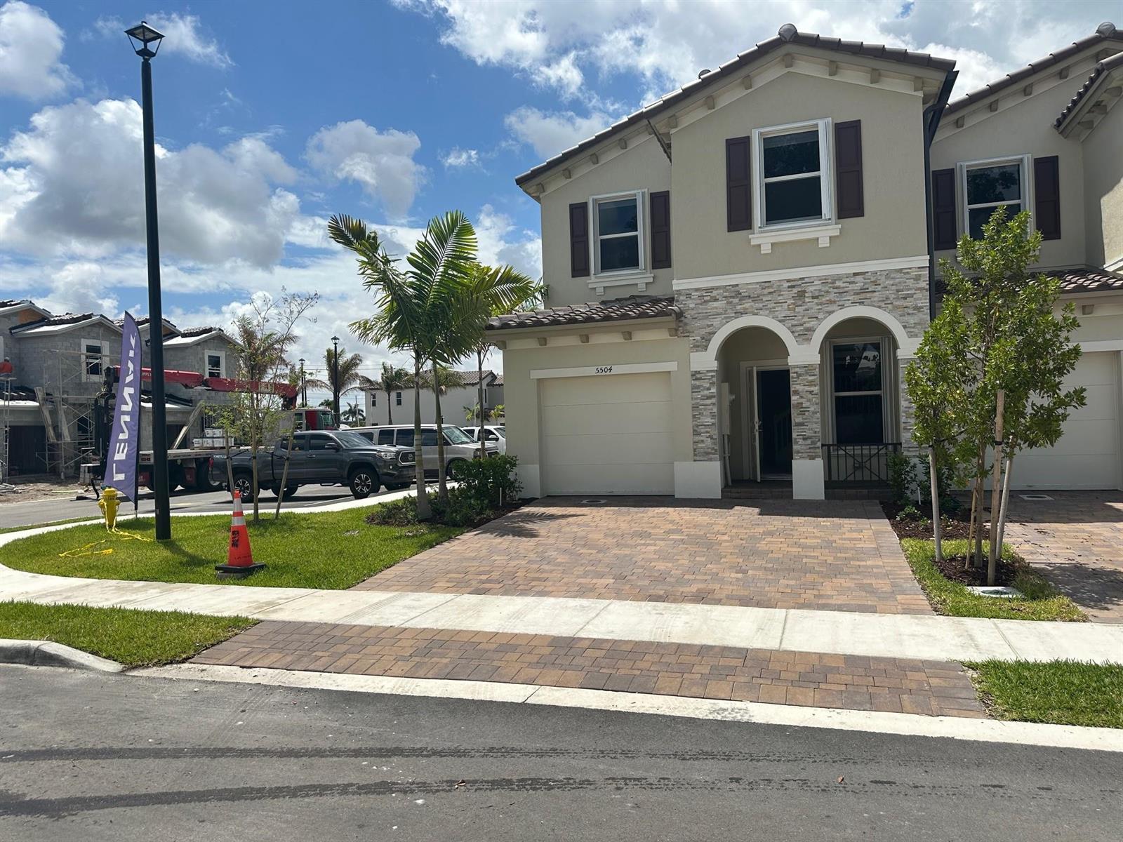 5504 NW 27TH Place, Lauderhill FL 33313