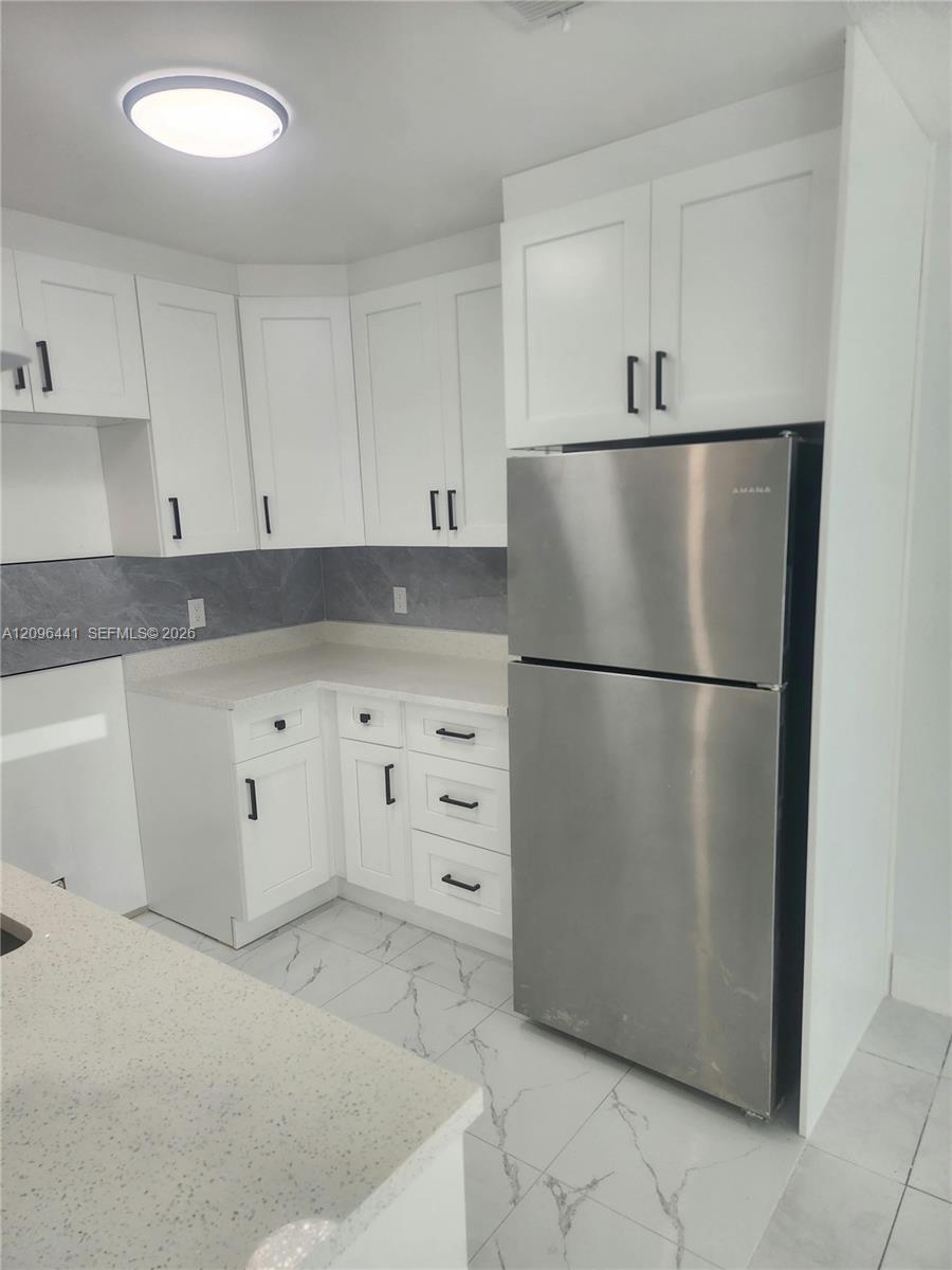 797 Crystal Lake Dr # 797, Deerfield Beach FL 33064 photo 2