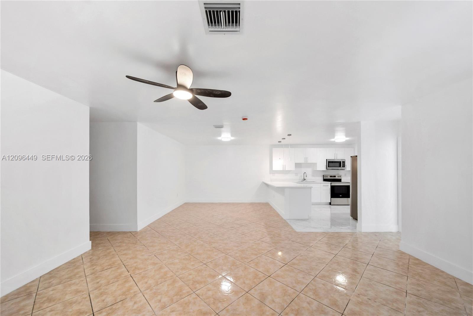 Miami Gardens, FL 33056 photo 5