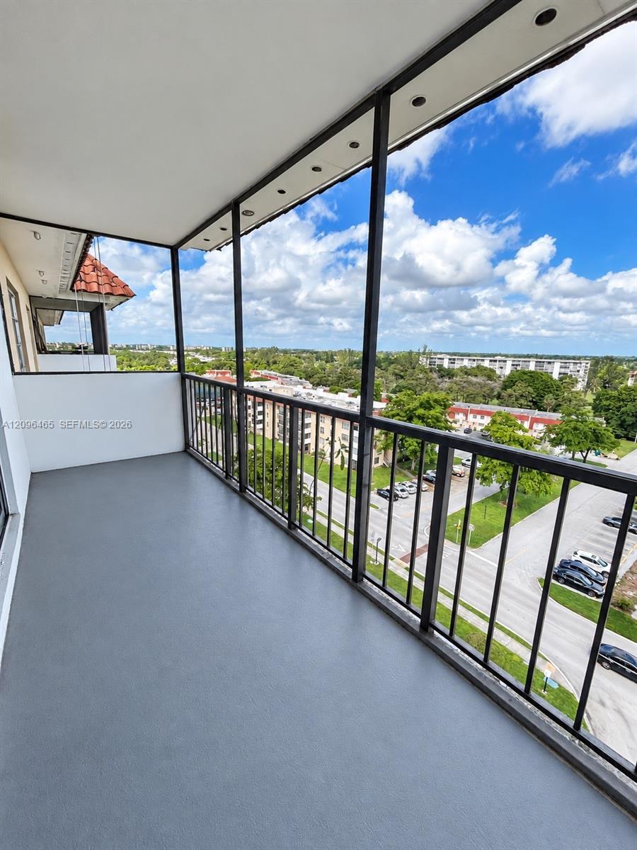 4174 Inverrary Dr # 1011, Lauderhill FL 33319 photo 2