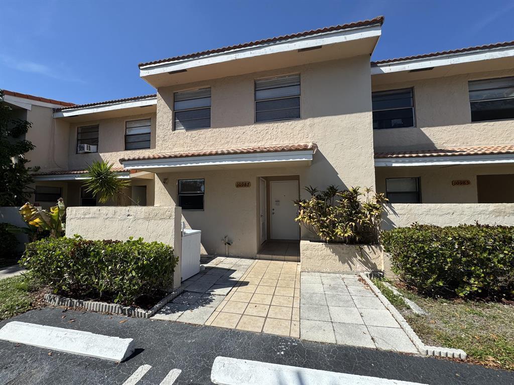 10987 ROYAL PALM Boulevard # 9, Coral Springs FL 33065