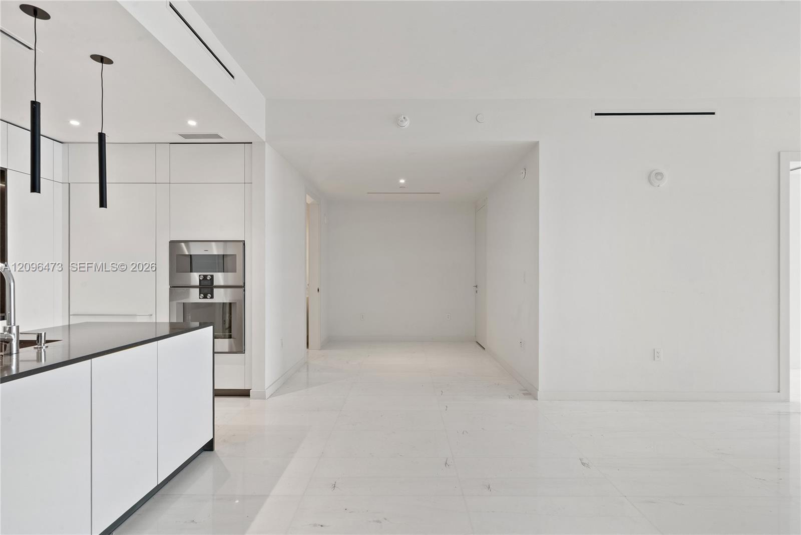 300 Biscayne Boulevard Way # 3805W, Miami FL 33131 photo 4