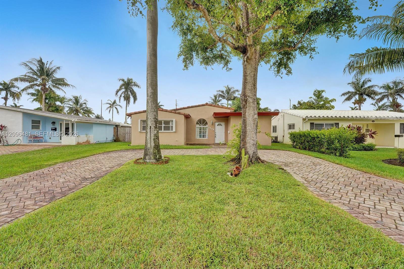 1506 Liberty St, Hollywood FL 33020
