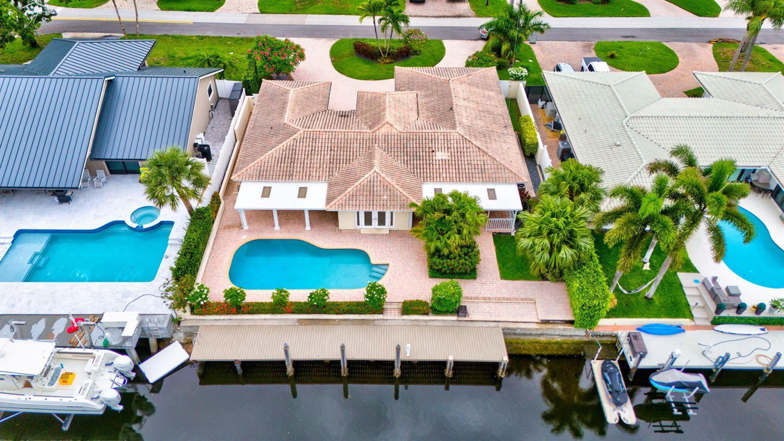 2612 NE 5 Street, Pompano Beach FL 33062 photo 2
